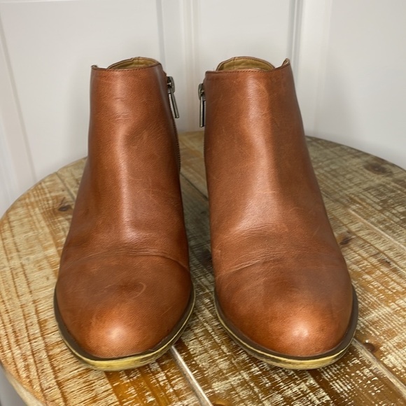 Lucky Brand Bareesa Leather Bootie Brown Tan Side Zipper Block Heel Size 7.5 - Picture 4 of 12